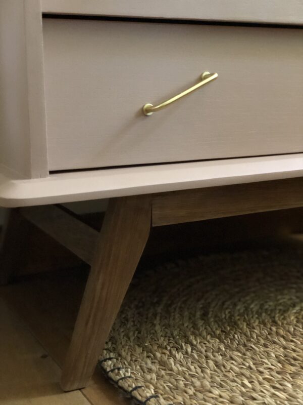 La commode rose pieds compas – Image 6
