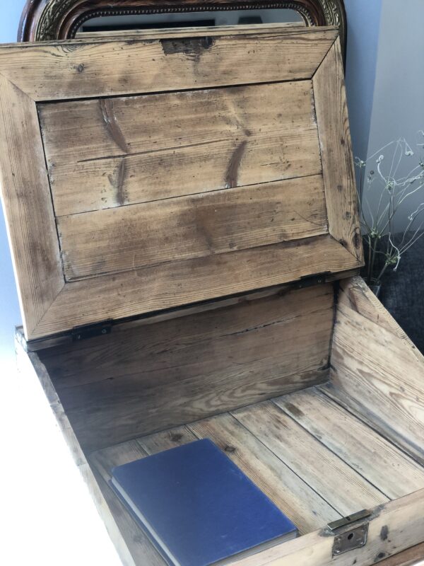Ancien pupitre en bois à poser – Image 5