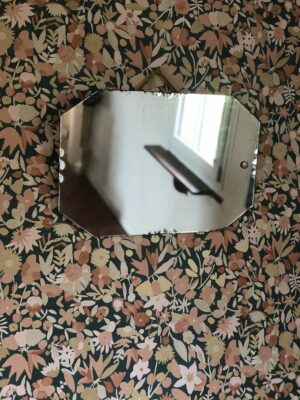 Le miroir octogonal de style art déco