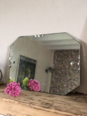 Le miroir octogonal de style art déco