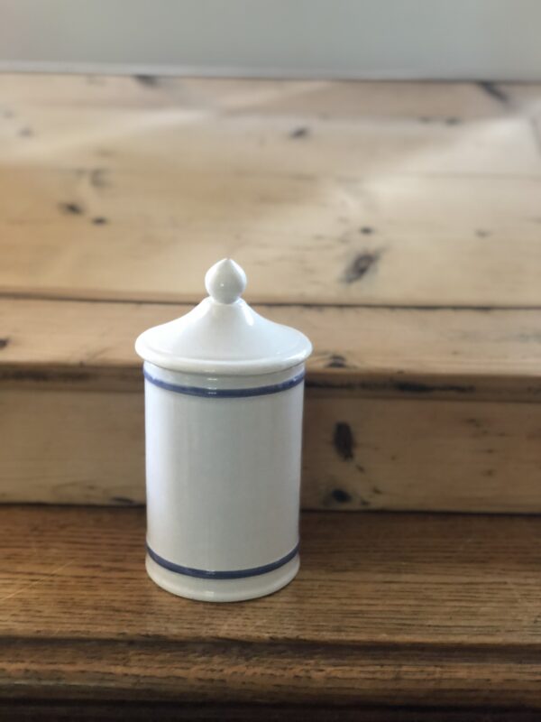 La paire de pots à pharmacie en faïence de Longchamp – Image 3