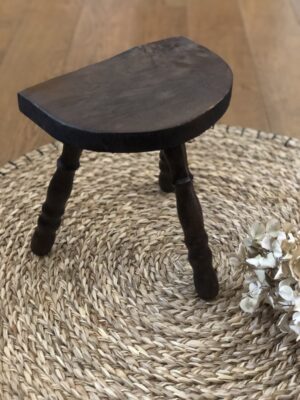 Le tabouret tripode