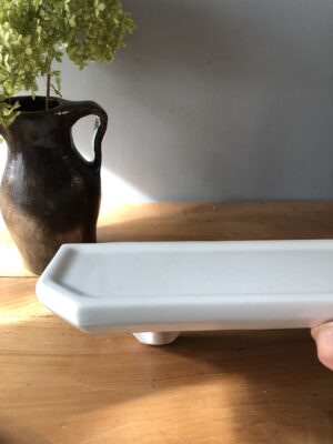 L’ancienne tablette de salle de bain