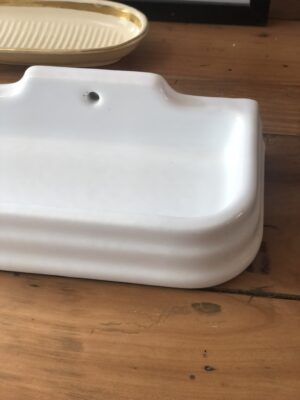 La tablette de salle de bain vintage
