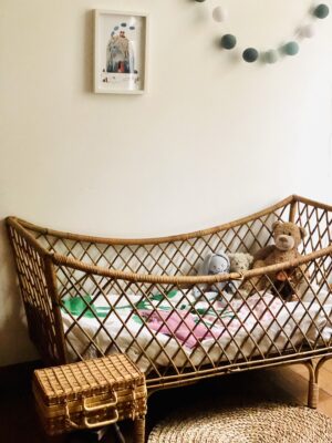 Le lit berceau vintage en rotin