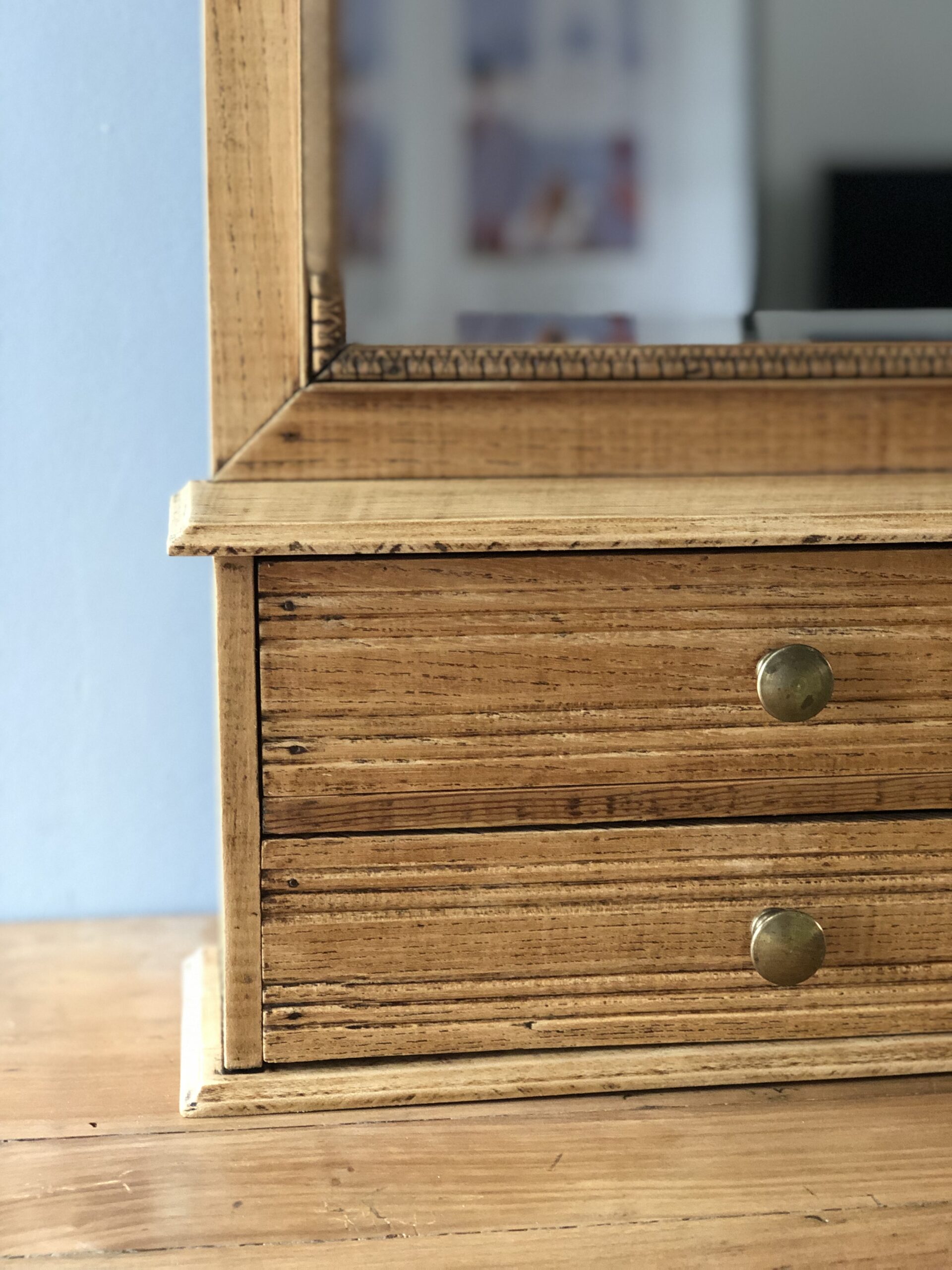 La petite coiffeuse des années 40 – Image 3