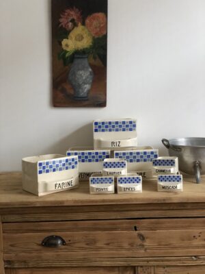 Les anciens tiroirs à épices faïence St Clément- à la pièce