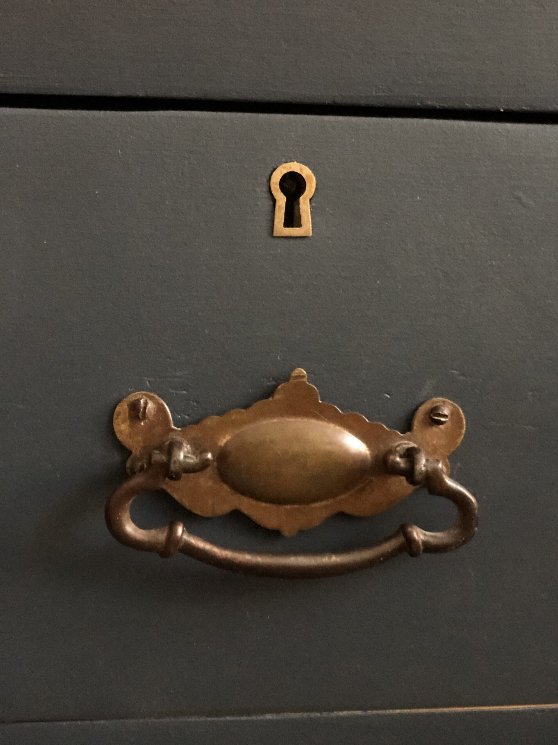 La jolie commode ancienne anthracite – Image 7