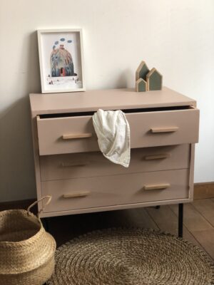 La petite commode moderniste