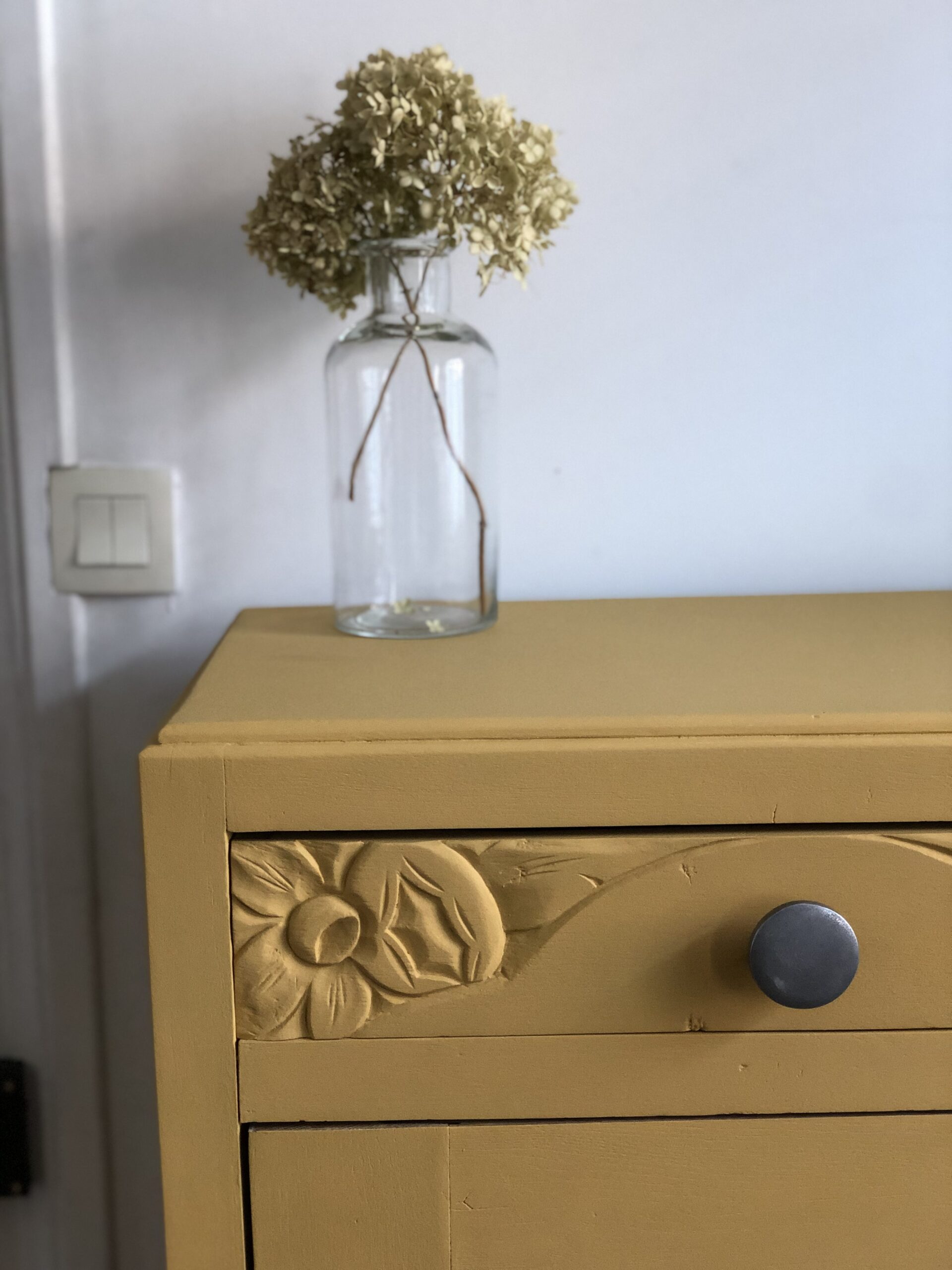 Meuble vintage asymétrique - L'insolent – Image 2