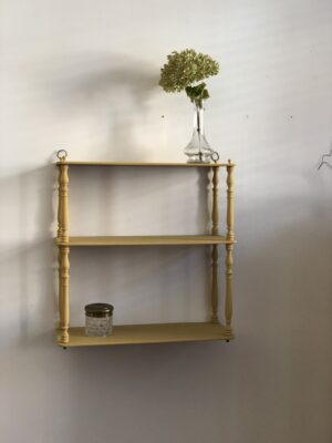 Etagère murale vintage en bois